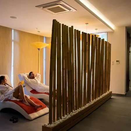 Flora Garden Ephesus Kusadasi Davutlar