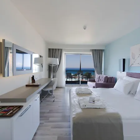 Flora Garden Ephesus Kusadasi Davutlar