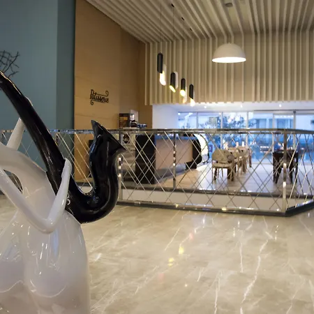 Flora Garden Ephesus Kusadasi Davutlar