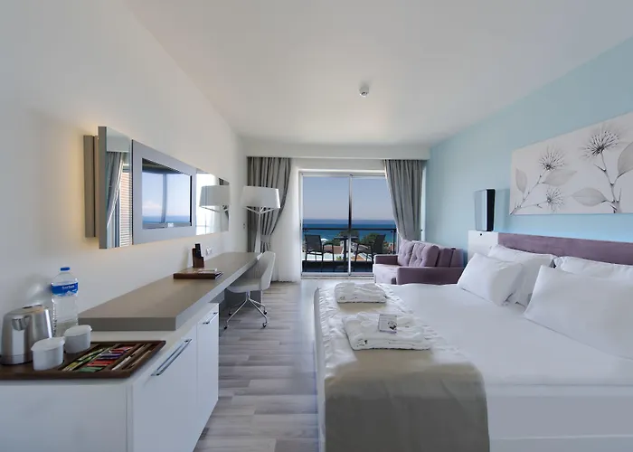 Flora Garden Ephesus Kusadasi Davutlar