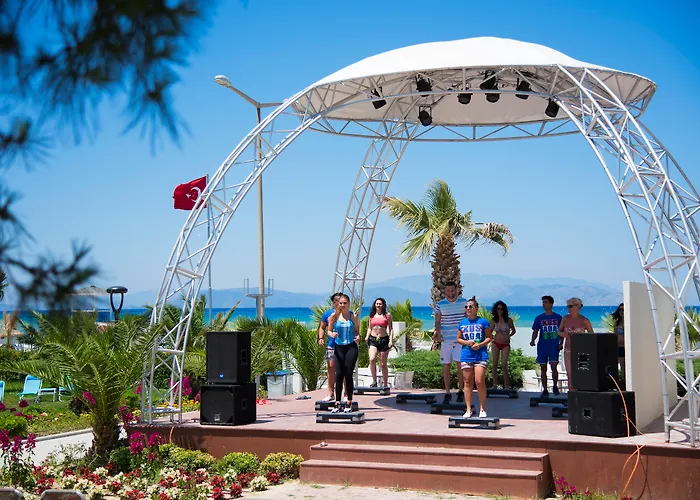 Flora Garden Ephesus Kusadasi Davutlar