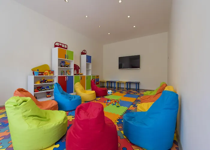 Flora Garden Ephesus Kusadasi Davutlar